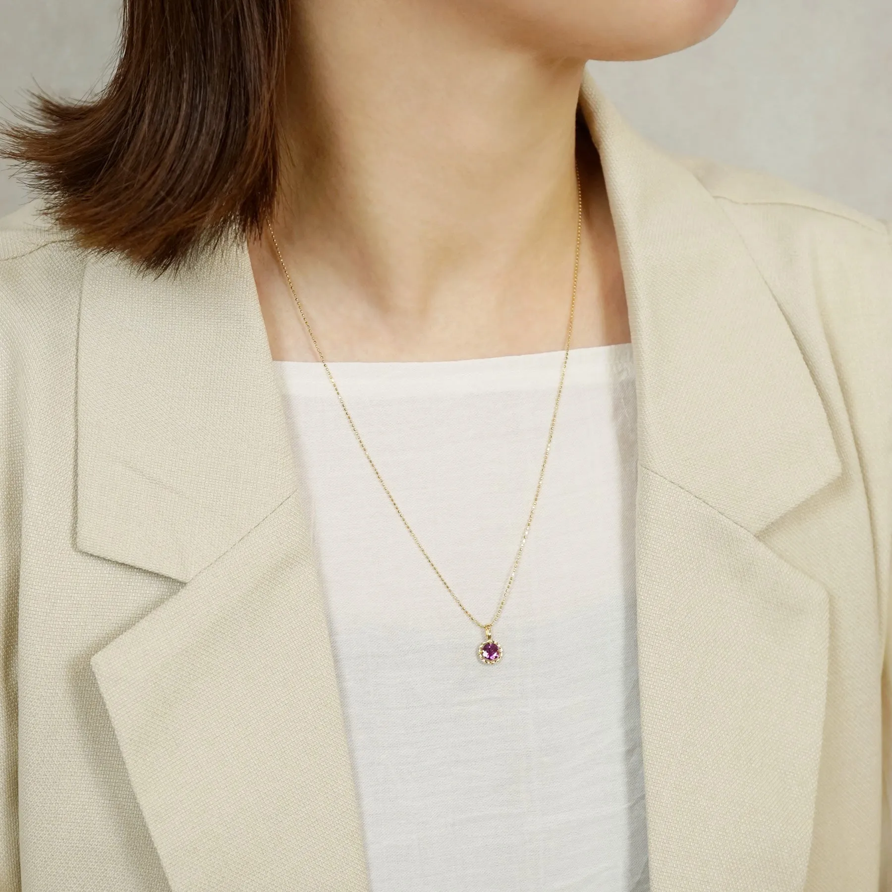 10K Rhodolite Garnet Necklace Charm (Yellow Gold)
