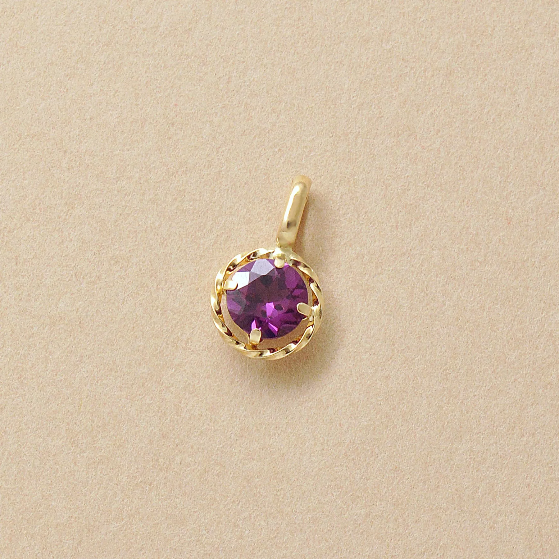 10K Rhodolite Garnet Necklace Charm (Yellow Gold)