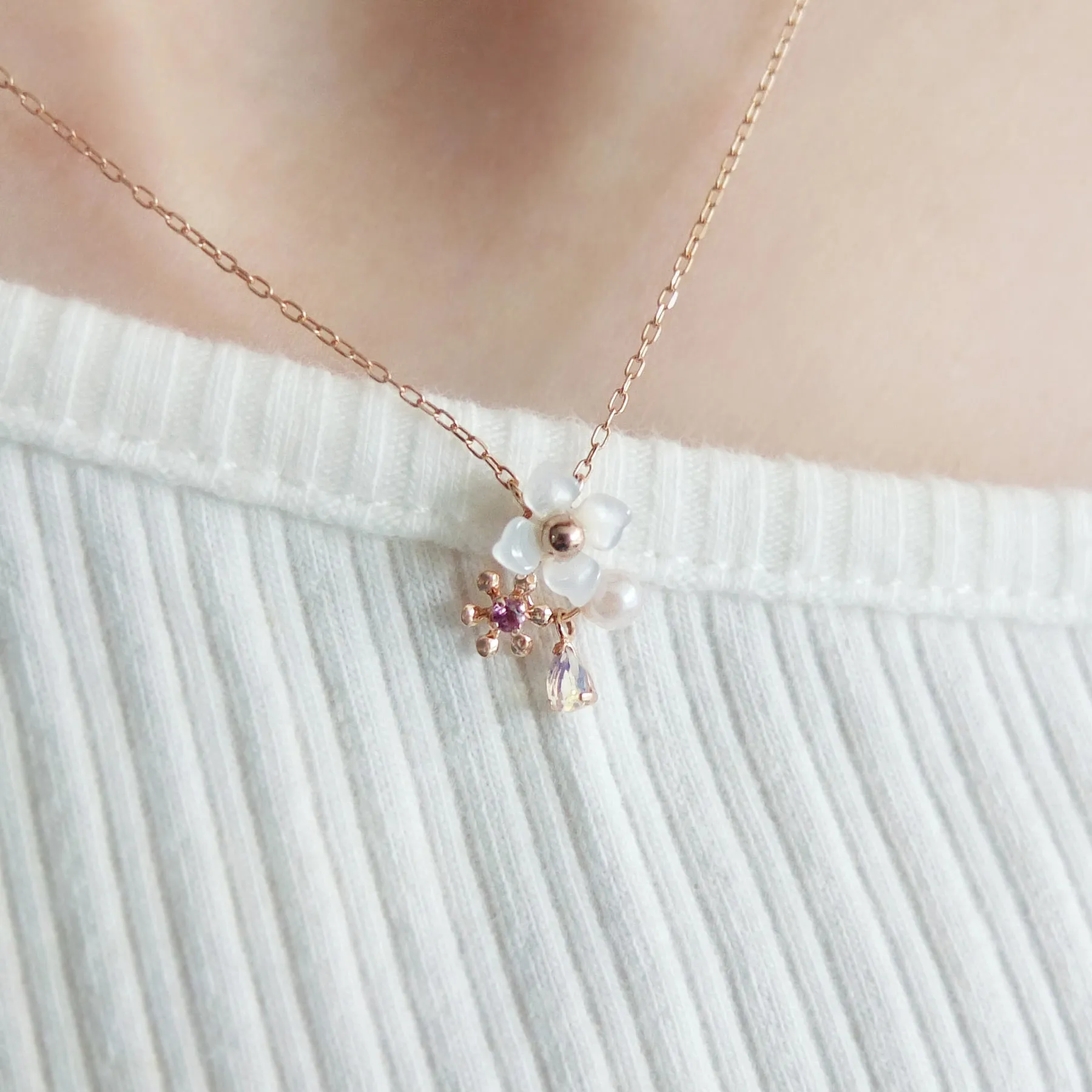 10K Rose Gold Rhodolite Garnet Holy Flower Necklace