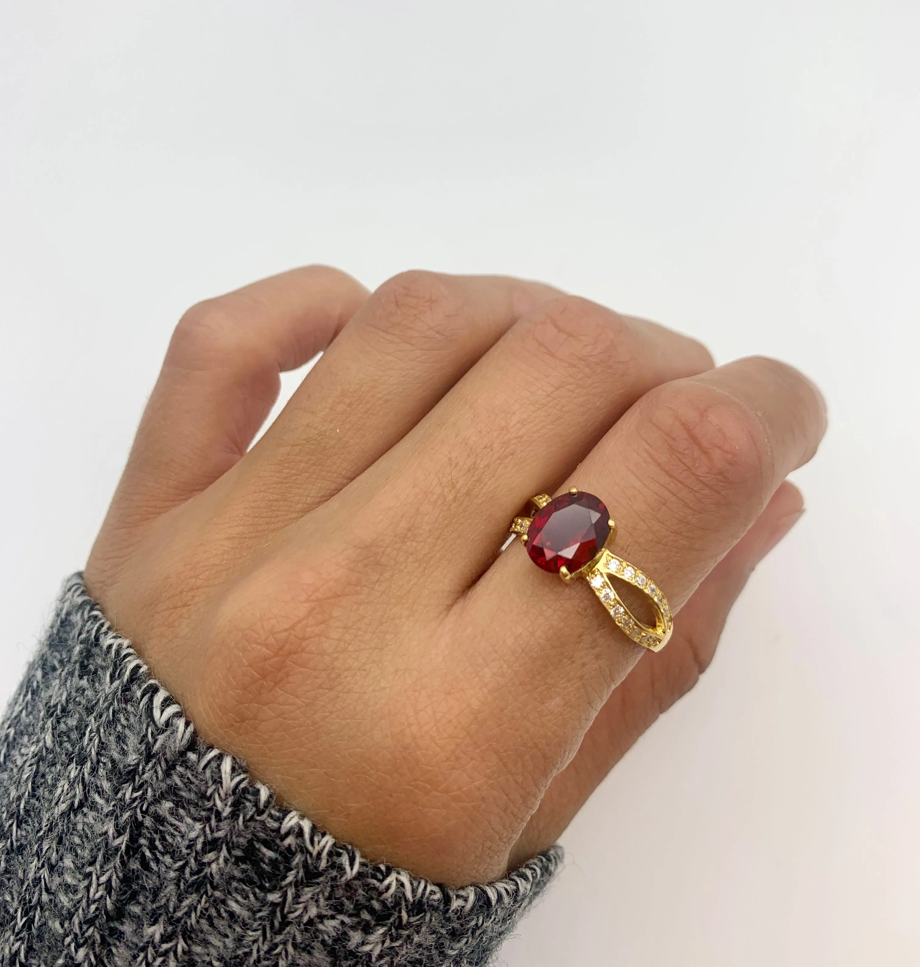 Gold Ruby Ring - Red Engagement Ring - Vintage Split-Shank Ring