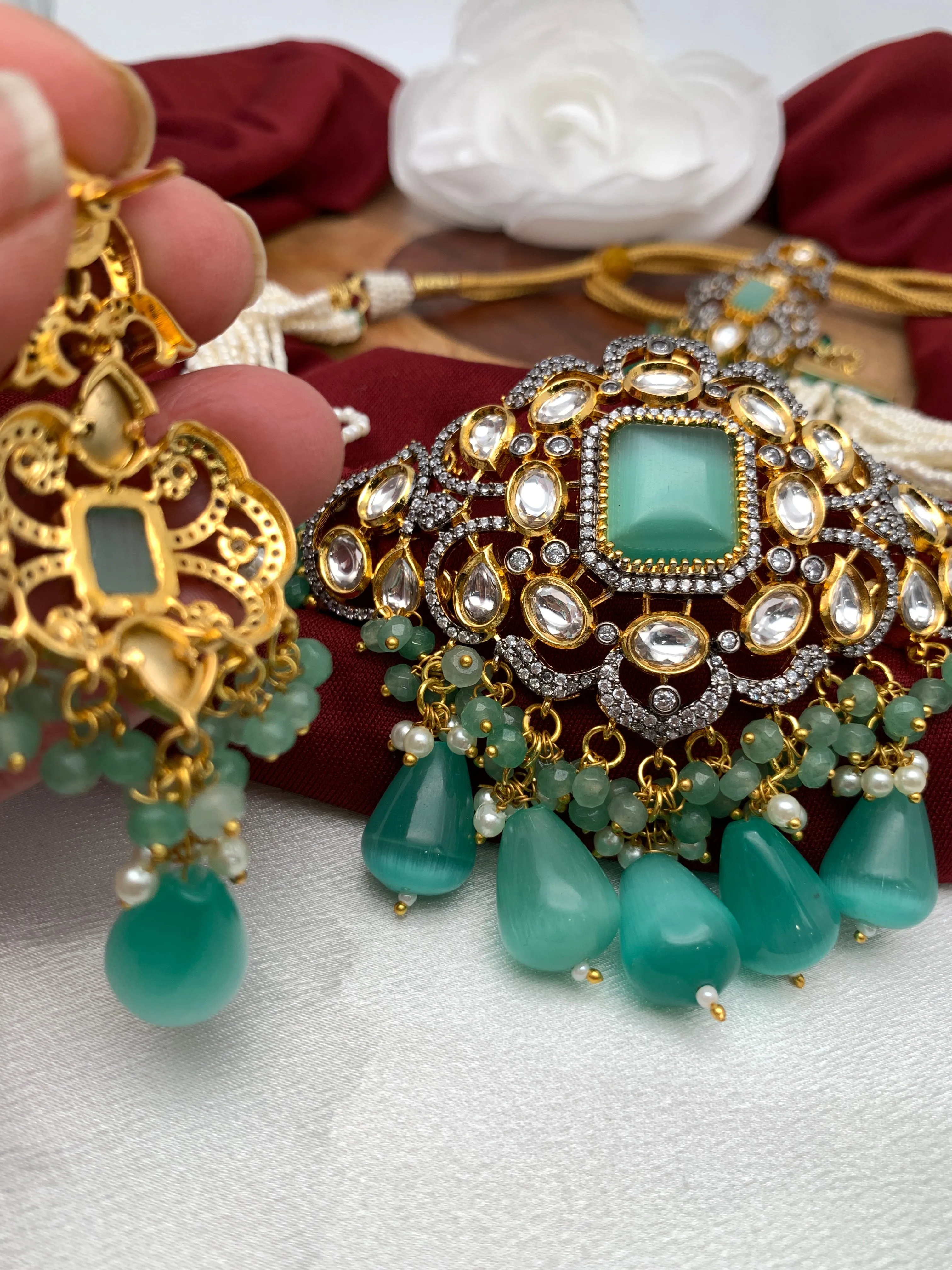 Kundan Mint Green Stone CZ Dual Tone Pendent White Hydro Beads Choker