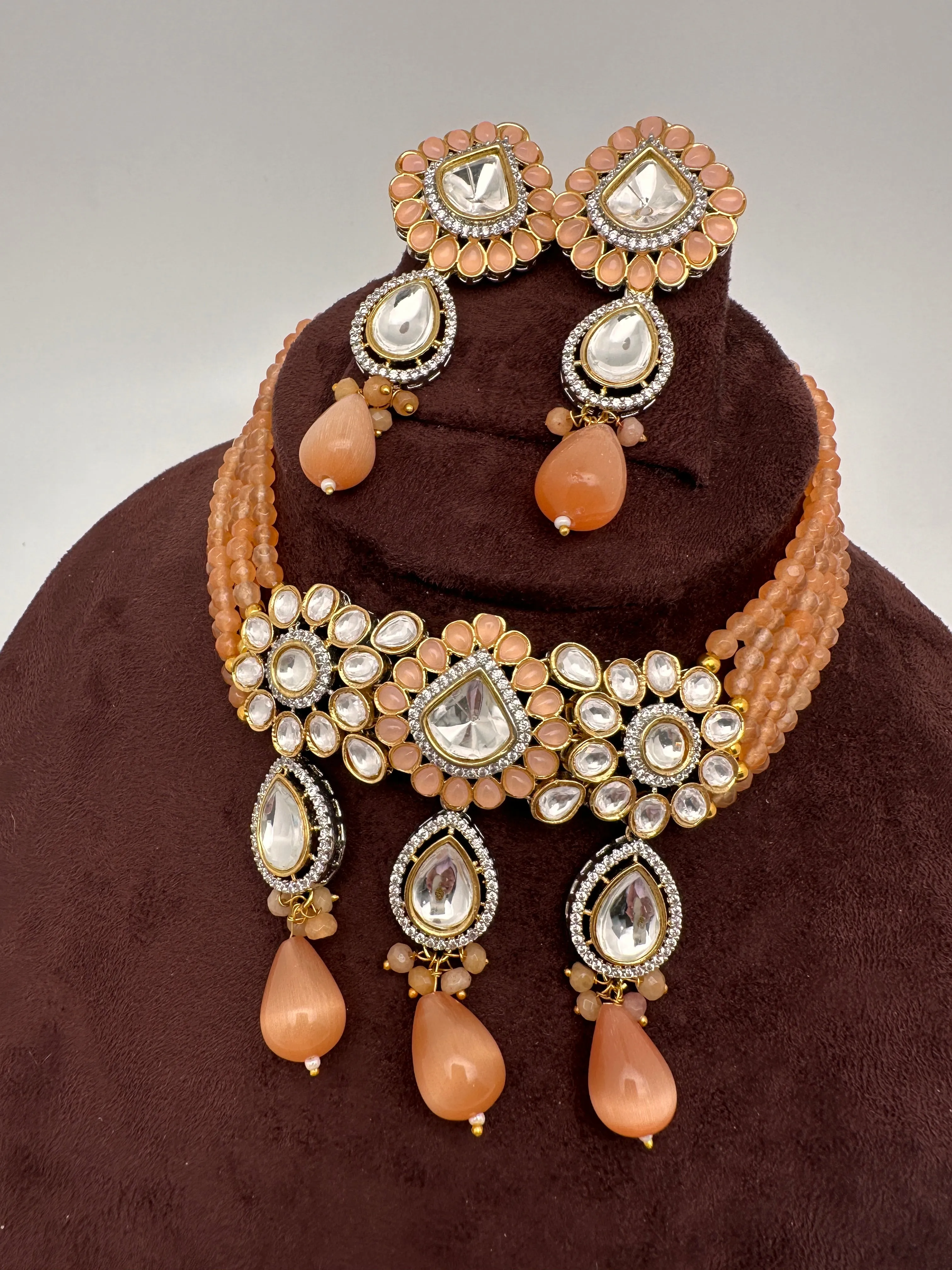 Kundan Peach Beads Choker